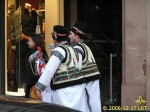 Deux danseurs folkloriques Roumains.